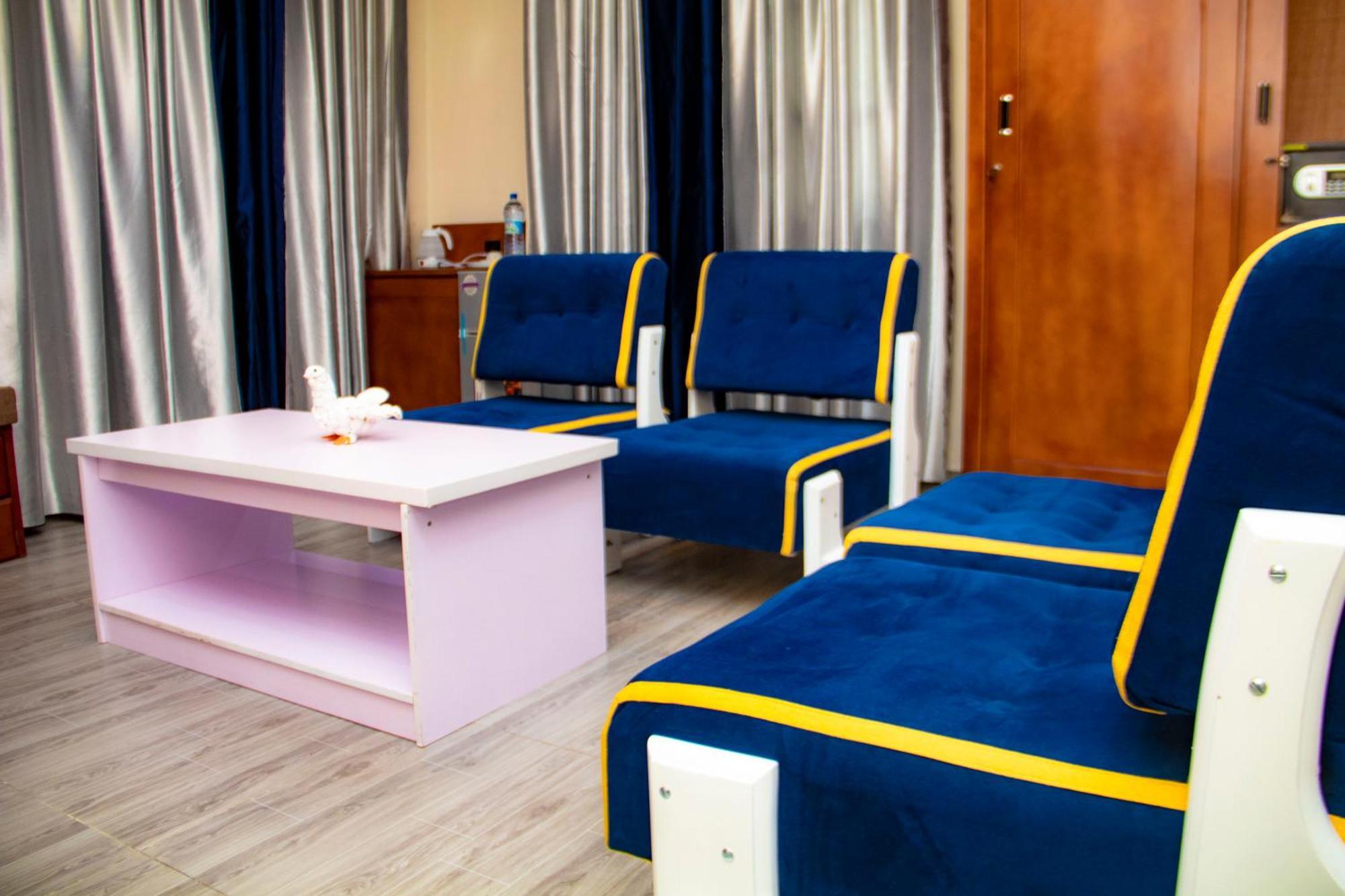 Hotel L'Apero Cotonou Eksteriør billede