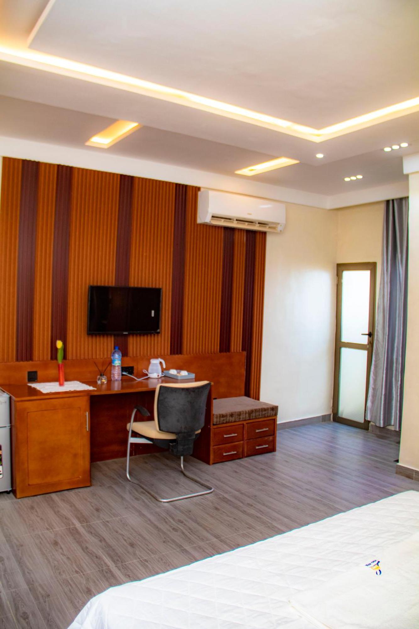 Hotel L'Apero Cotonou Eksteriør billede