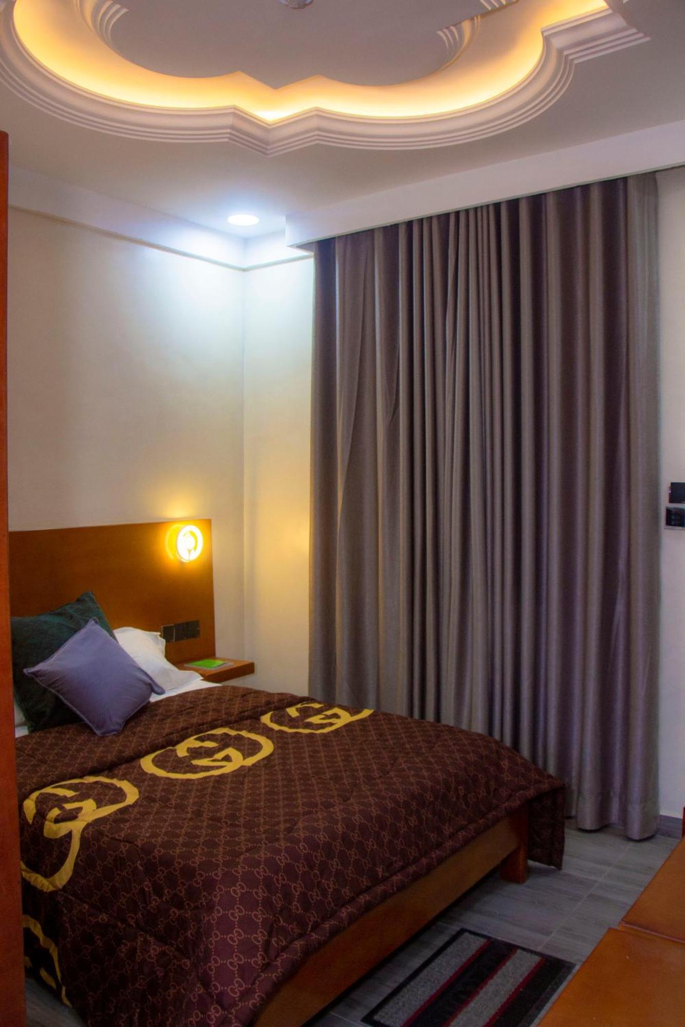 Hotel L'Apero Cotonou Eksteriør billede
